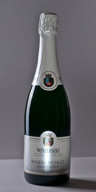 <br>WINZERSEKT Morio-Muskat halbtrocken  0,75 L<br>